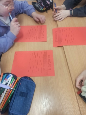 79dc4e6c-156d-49a1-b93a-38ee4fc95e9b