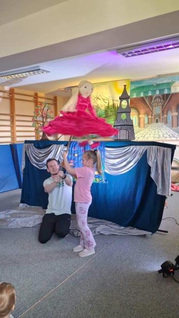 b307e221-bc7a-4024-b31b-289323603eb7