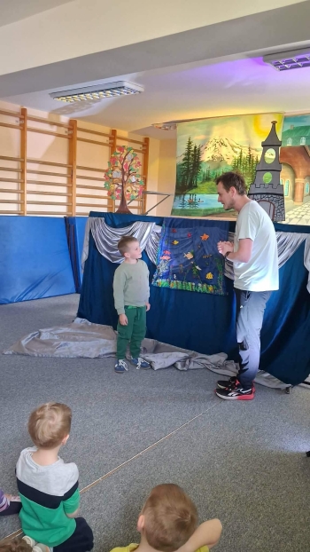 db7f22ab-420b-4421-81ff-73b88ce1cfcf