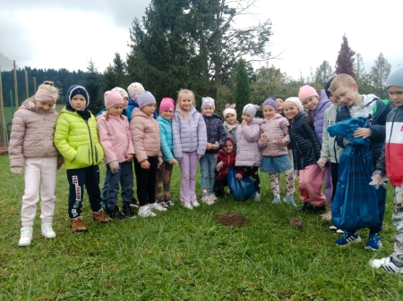 Uczniowie naszej szkoły w akcji sprzątania Sądecczyzny