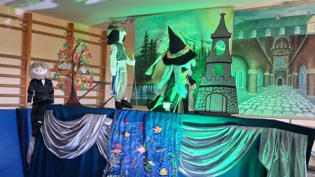 Występ teatru lalek „Kukiełka” w naszej szkole